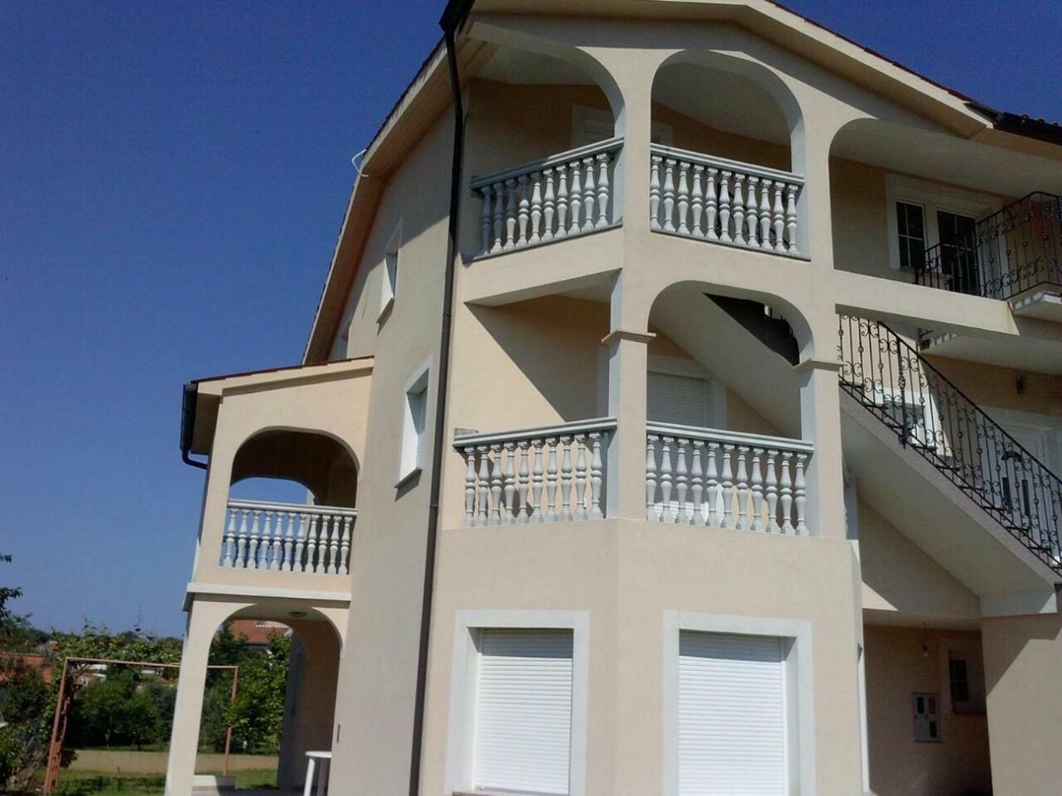 Apartmani Slavko Fazana Luaran gambar